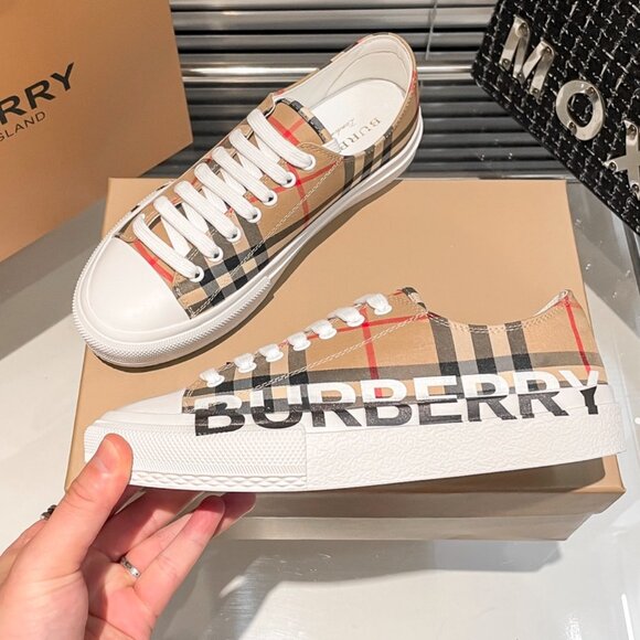 BURBERRY LARKHALL BEIGE CHECK CANVAS LOGO SNEAKERS - Picture 5 of 7